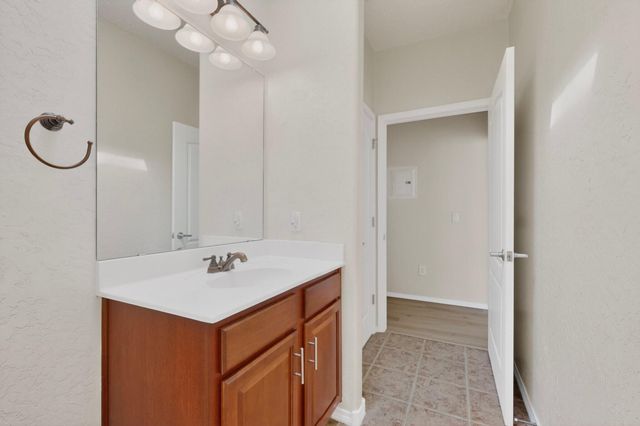 910 Mountain Phlox Way, Bernalillo, NM 87004