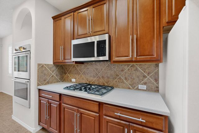 910 Mountain Phlox Way, Bernalillo, NM 87004