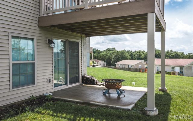 903 Q Avenue, St Clair, MO 63077