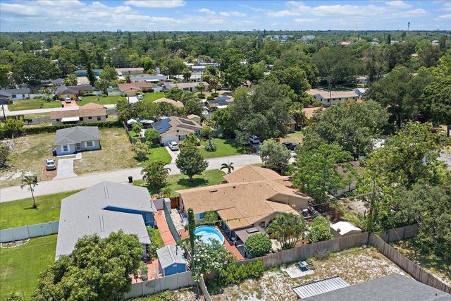 4286 TARPON DRIVE SE, St Petersburg, FL 33705