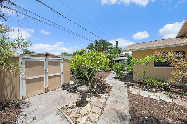 4286 TARPON DRIVE SE, St Petersburg, FL 33705