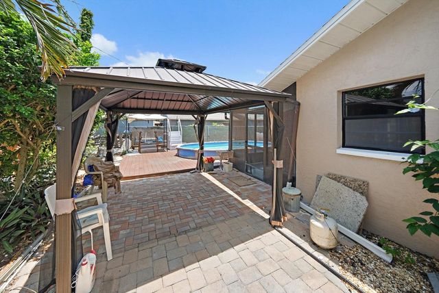 4286 TARPON DRIVE SE, St Petersburg, FL 33705