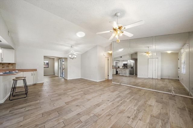4286 TARPON DRIVE SE, St Petersburg, FL 33705