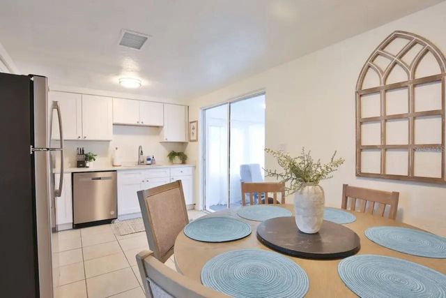 5622 S LOCKWOOD RIDGE ROAD, Sarasota, FL 34231