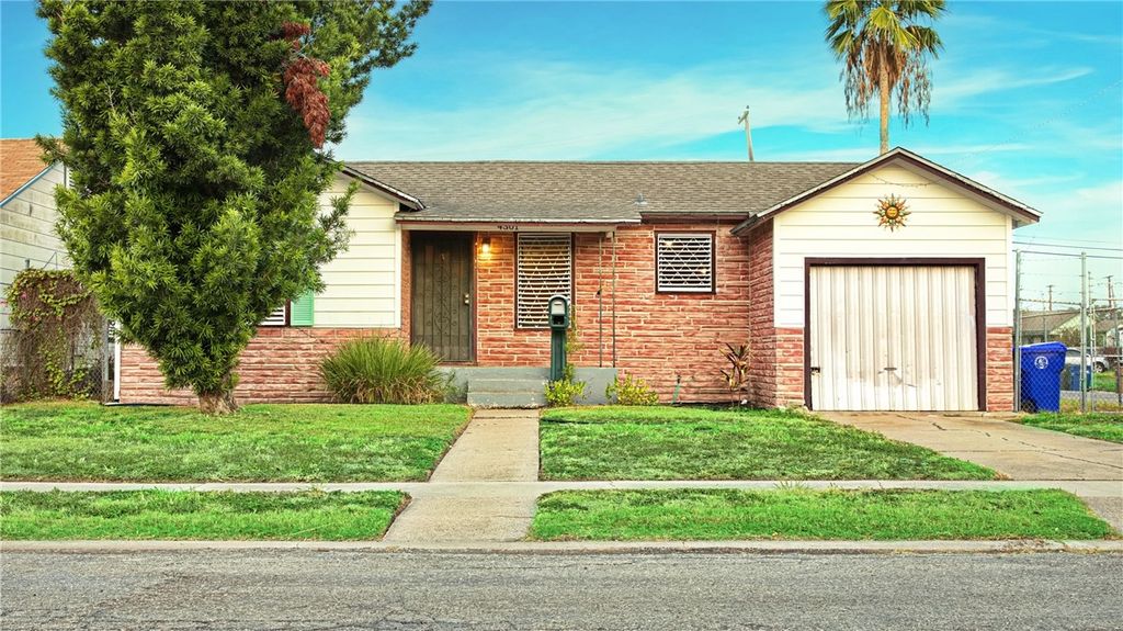 4301 Cherry St, Corpus Christi, TX 78411 — exterior