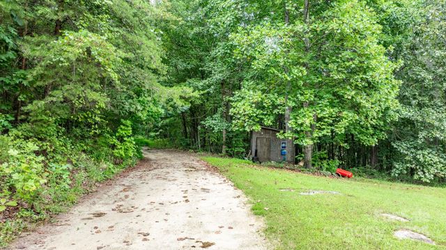 206 Rocky Top Road, Taylorsville, NC 28681