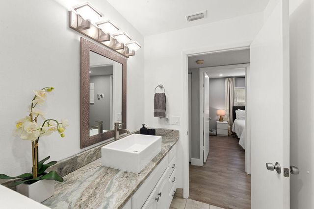 1740 W Sanderling Lane 1, Fort Pierce, FL 34982