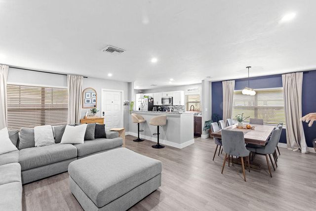 1740 W Sanderling Lane 1, Fort Pierce, FL 34982