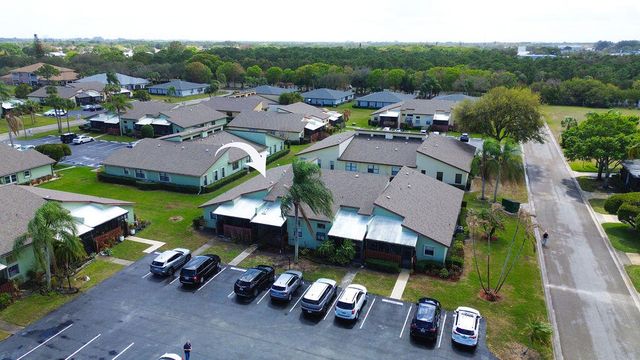 1740 W Sanderling Lane 1, Fort Pierce, FL 34982