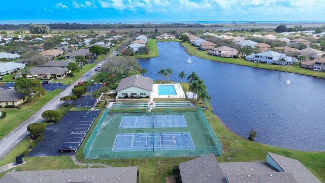 1740 W Sanderling Lane 1, Fort Pierce, FL 34982