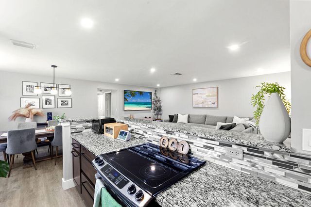 1740 W Sanderling Lane 1, Fort Pierce, FL 34982