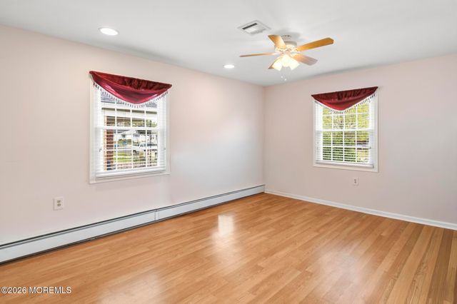 93 Guadalajara Drive, Toms River, NJ 08757