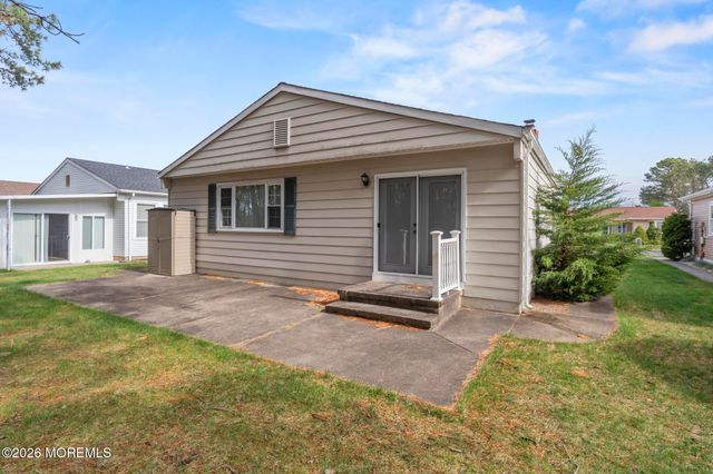 93 Guadalajara Drive, Toms River, NJ 08757