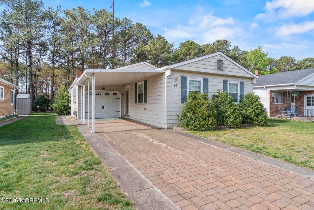 93 Guadalajara Drive, Toms River, NJ 08757