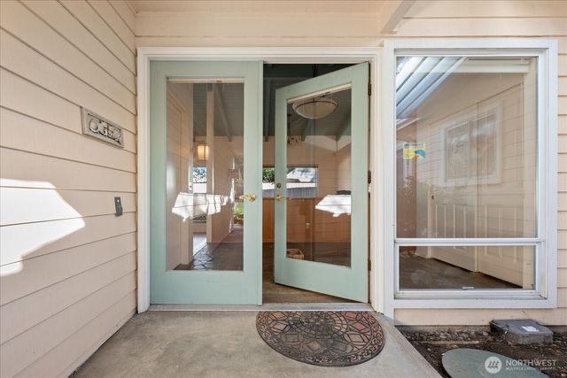 9506 Valhalla Way, Bothell, WA 98011