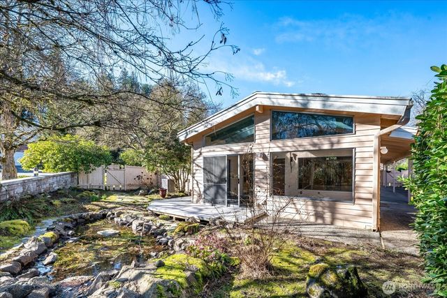 9506 Valhalla Way, Bothell, WA 98011