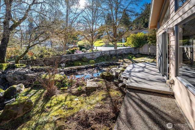 9506 Valhalla Way, Bothell, WA 98011