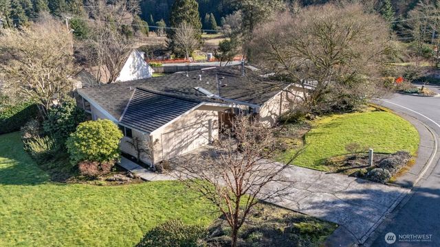 9506 Valhalla Way, Bothell, WA 98011