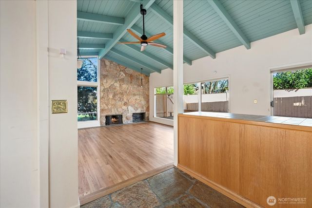 9506 Valhalla Way, Bothell, WA 98011