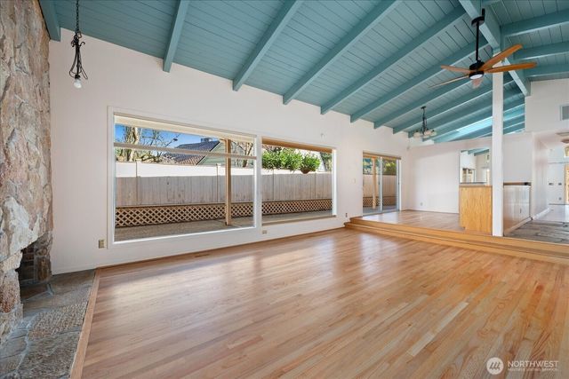 9506 Valhalla Way, Bothell, WA 98011