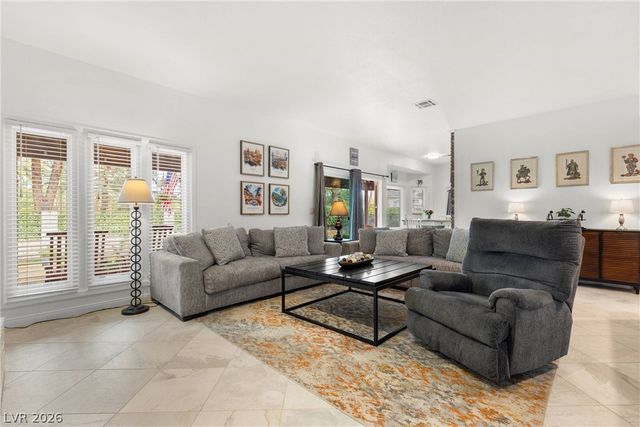 37 Pheasant Ridge Drive, Henderson, NV 89014