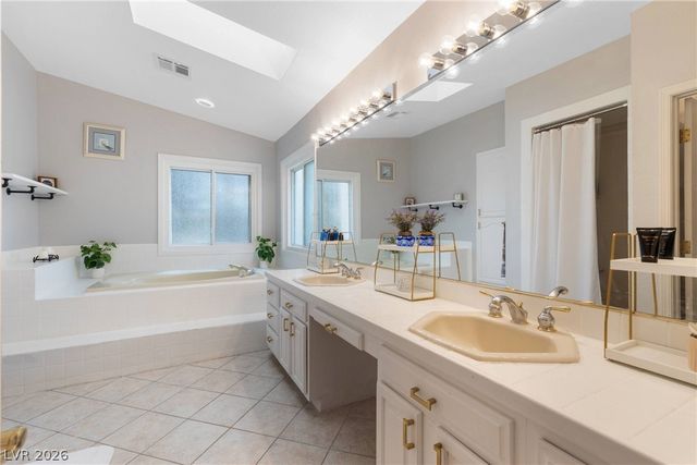 37 Pheasant Ridge Drive, Henderson, NV 89014