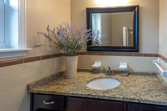 3704 CHARLESWOOD AVE, Memphis, TN 38122