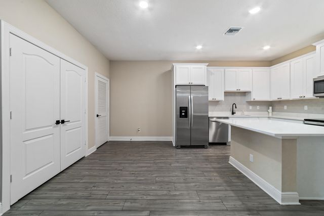 1718 Party Place, Fort Pierce, FL 34947