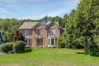 3740 Merriweather Lane, Rochester Hills, MI 48306