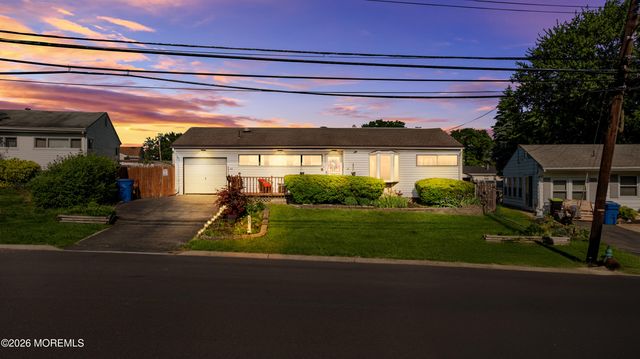 23 Villanova Road, Parlin, NJ 08859