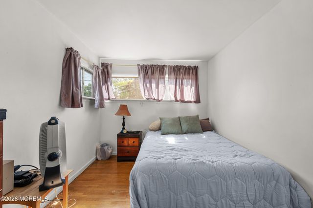 23 Villanova Road, Parlin, NJ 08859