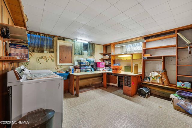 23 Villanova Road, Parlin, NJ 08859