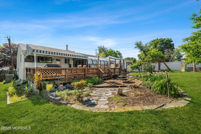 23 Villanova Road, Parlin, NJ 08859