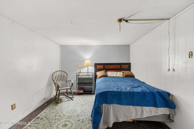 23 Villanova Road, Parlin, NJ 08859