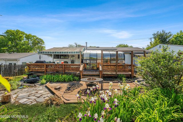 23 Villanova Road, Parlin, NJ 08859