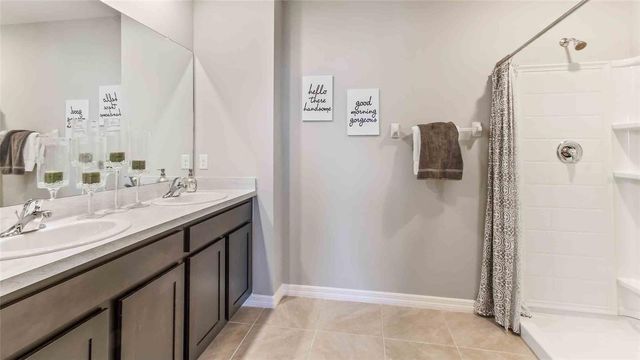 9886 BRAVE BUCK AVENUE, Land O Lakes, FL 34638
