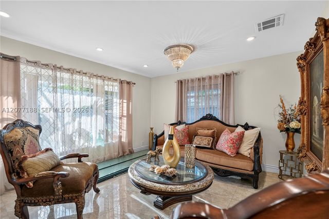 2801 N 38th Ave, Hollywood, FL 33021
