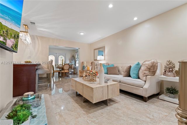 2801 N 38th Ave, Hollywood, FL 33021