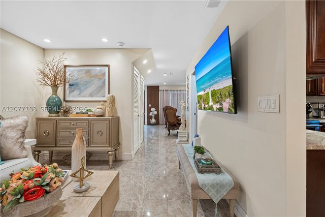 2801 N 38th Ave, Hollywood, FL 33021