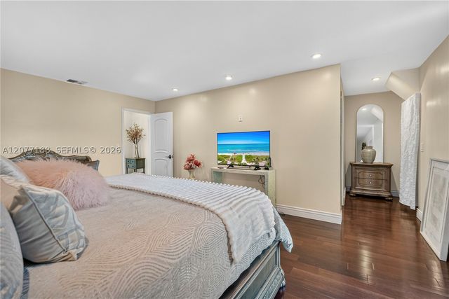 2801 N 38th Ave, Hollywood, FL 33021