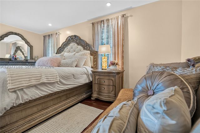 2801 N 38th Ave, Hollywood, FL 33021
