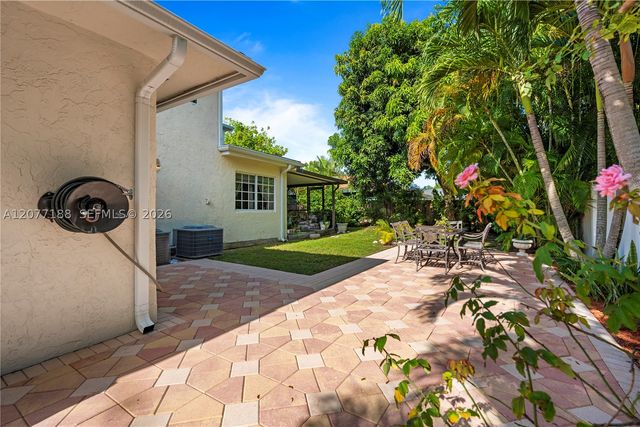 2801 N 38th Ave, Hollywood, FL 33021