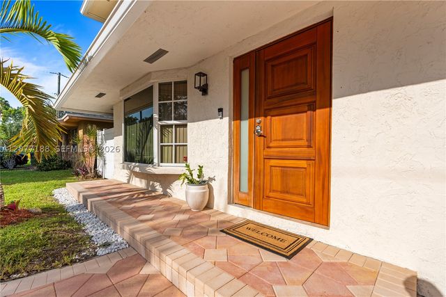 2801 N 38th Ave, Hollywood, FL 33021