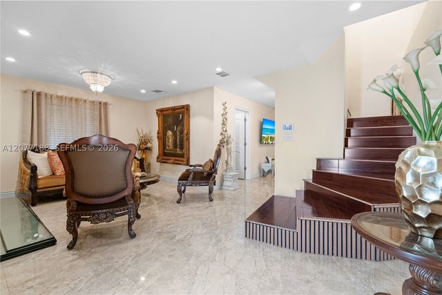2801 N 38th Ave, Hollywood, FL 33021