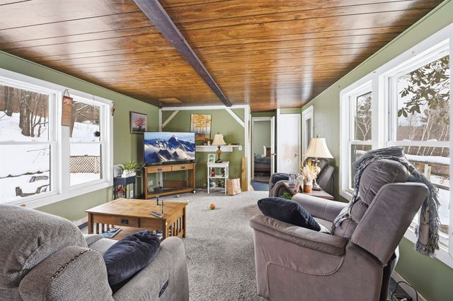 87 Cote Road, Richmond, VT 05477