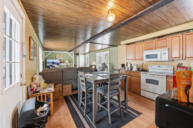 87 Cote Road, Richmond, VT 05477