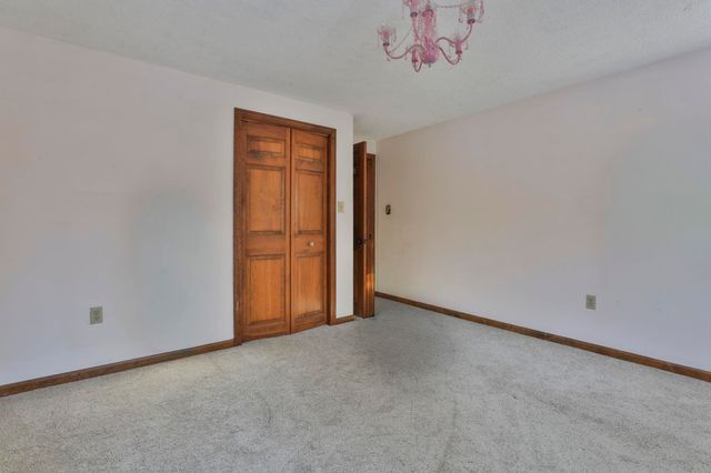 30 Albin Road, Bow, NH 03304