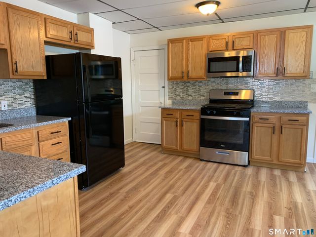 153 Eldridge Street, Manchester, CT 06040