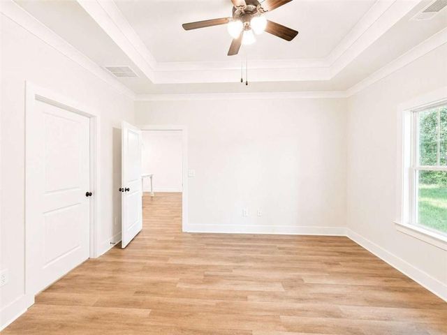 74 Village Court, Cleveland, GA 30528