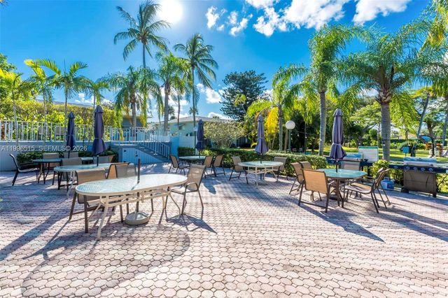 2300 SW 22nd Ave 109, Delray Beach, FL 33445